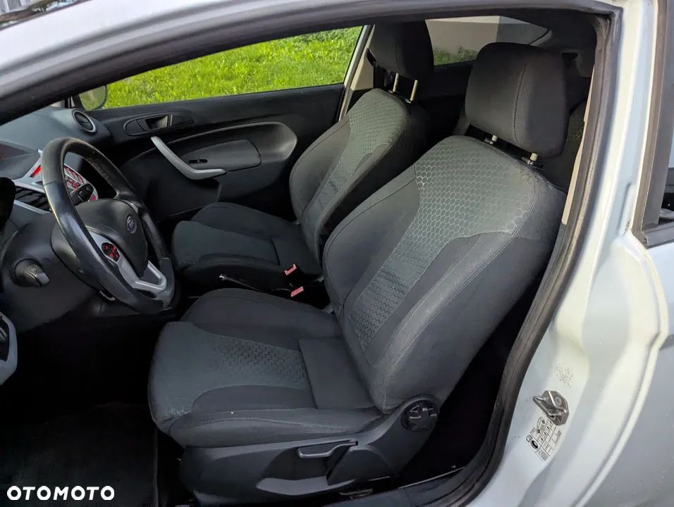 Ford Fiesta 1.6 Sport - 8