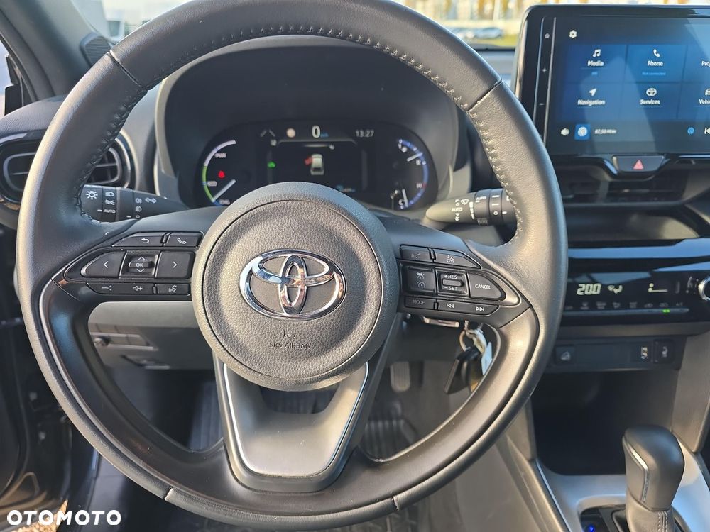 Toyota Yaris Cross Hybrid 1.5 Comfort 4x4 - 16