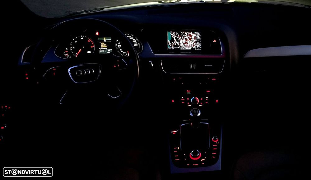 Audi A4 Avant 2.0 TDI Sport - 9