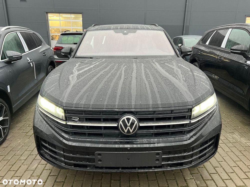 Volkswagen Touareg - 2