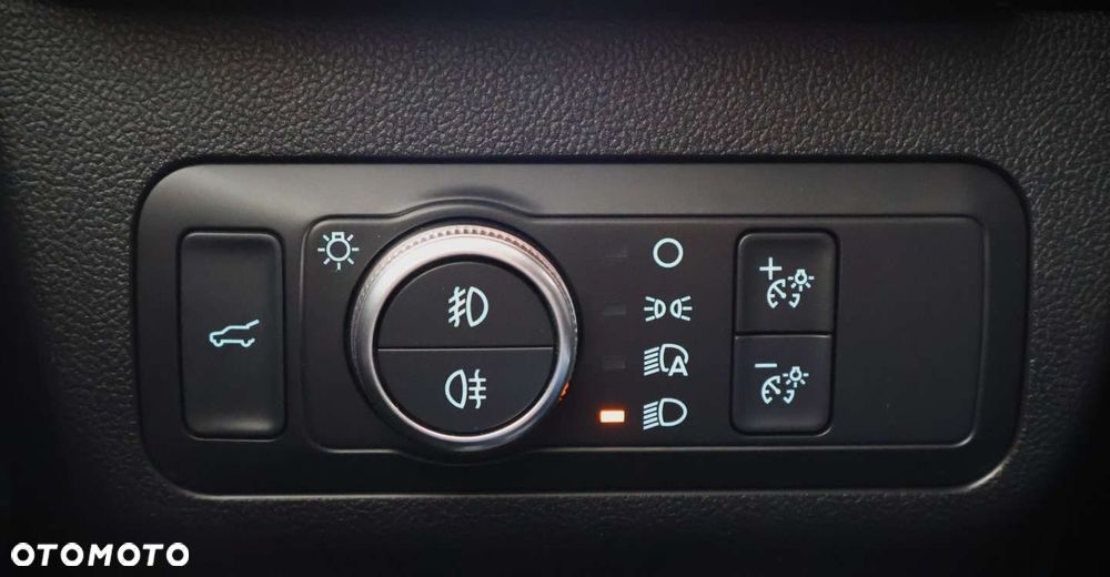 Ford Kuga - 37