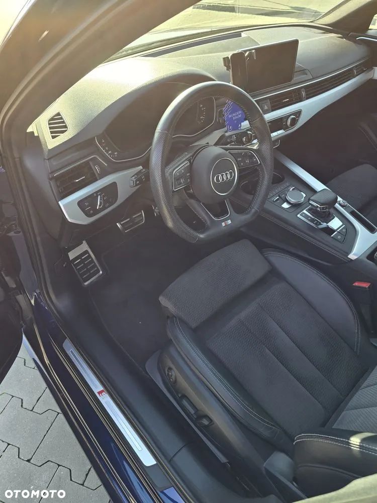 Audi A4 Limousine - 10