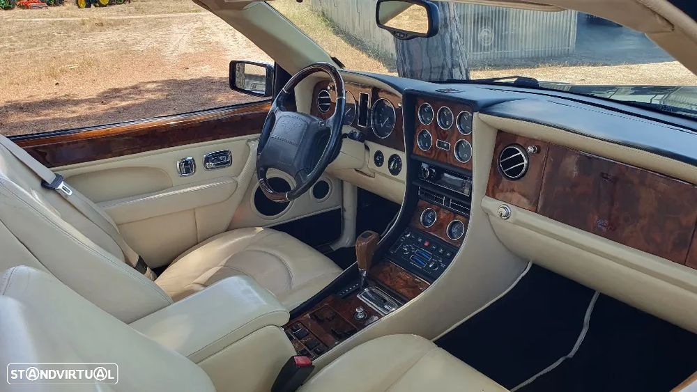 Bentley Azure 6.75 Turbo V8 - 6