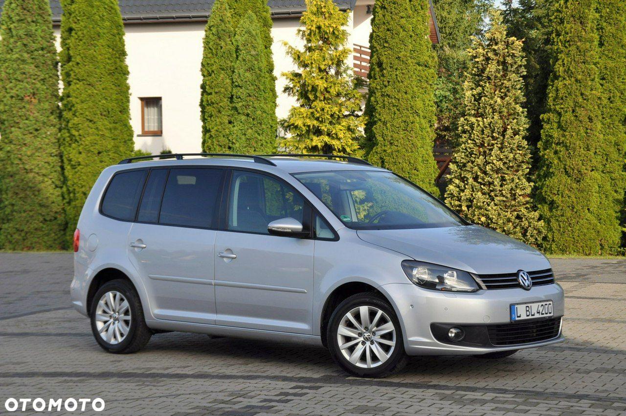 Volkswagen Touran - 4