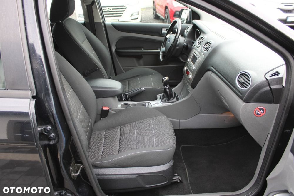 Ford Focus - 21
