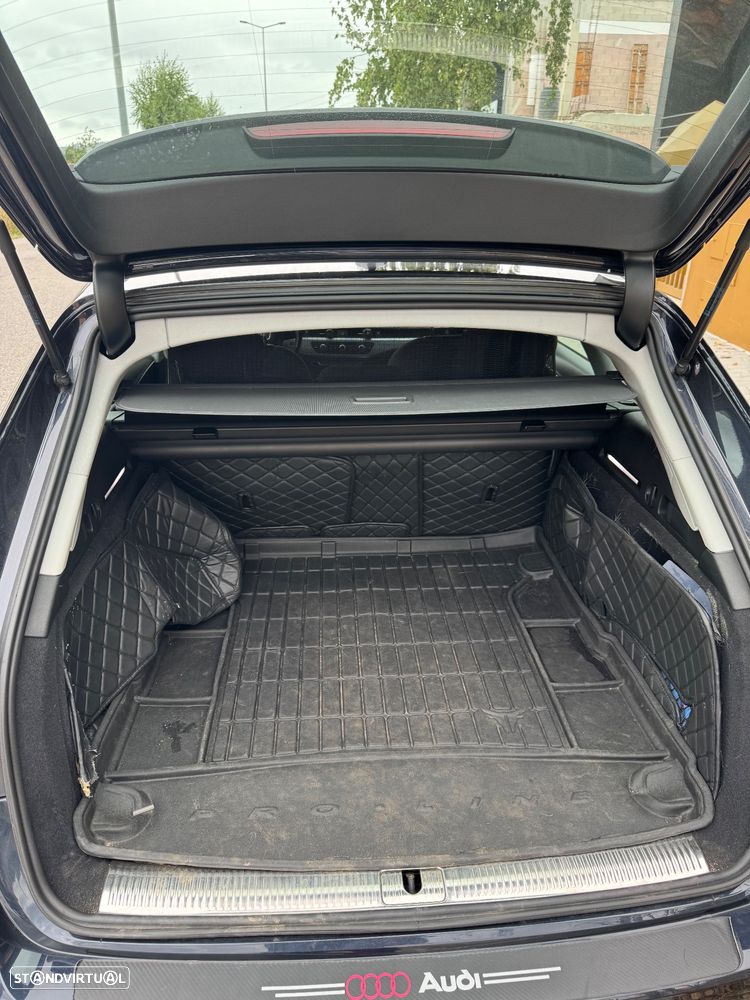 Audi A4 2.0 TDI S tronic design - 14