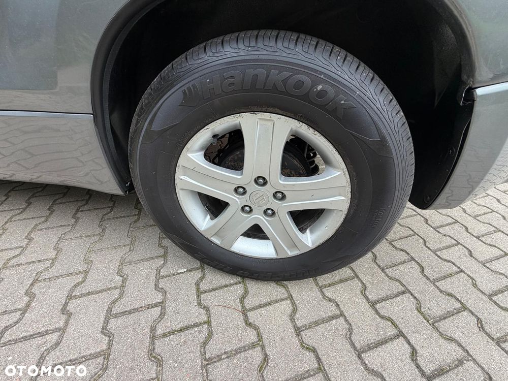 Suzuki Grand Vitara 2.0 De luxe - 11