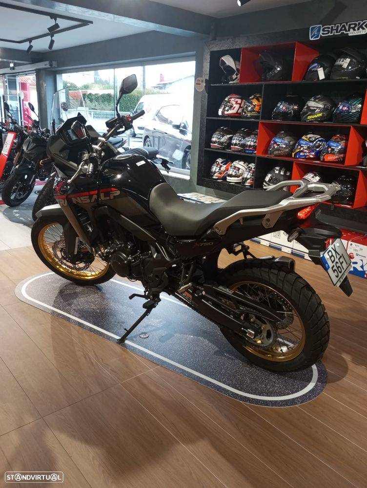 Honda Transalp XL 750 - 7