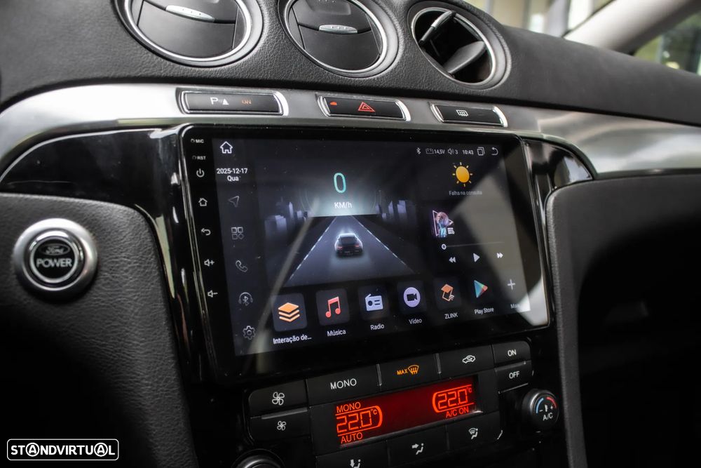 Ford S-Max 2.0 TDCi DPF Titanium - 38