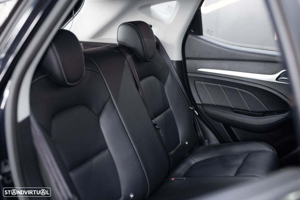 MG ZS EV 44.5 kWh Luxury - 15