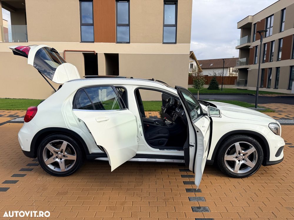 Mercedes-Benz GLA 200 AMG Line - 13