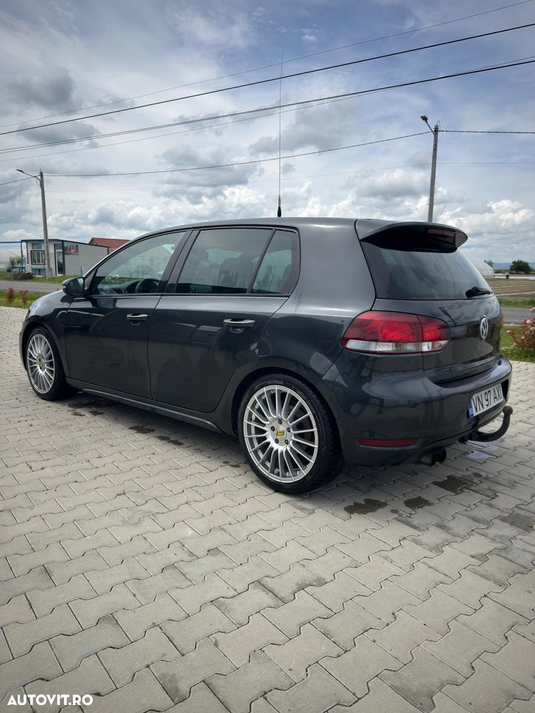 Volkswagen Golf 2.0 TDI DPF GTD - 3