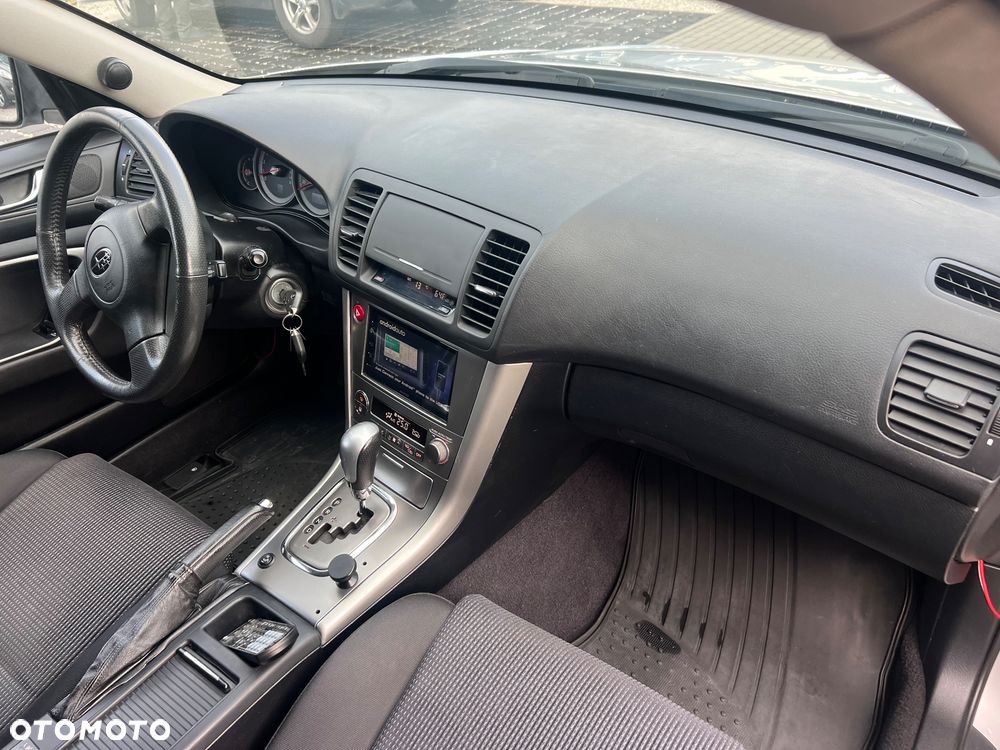Subaru Outback Legacy 2.5i Comf AT - 12