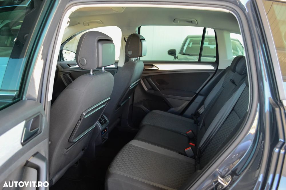 Volkswagen Tiguan 2.0 TDI SCR DSG 4Motion R-Line - 12