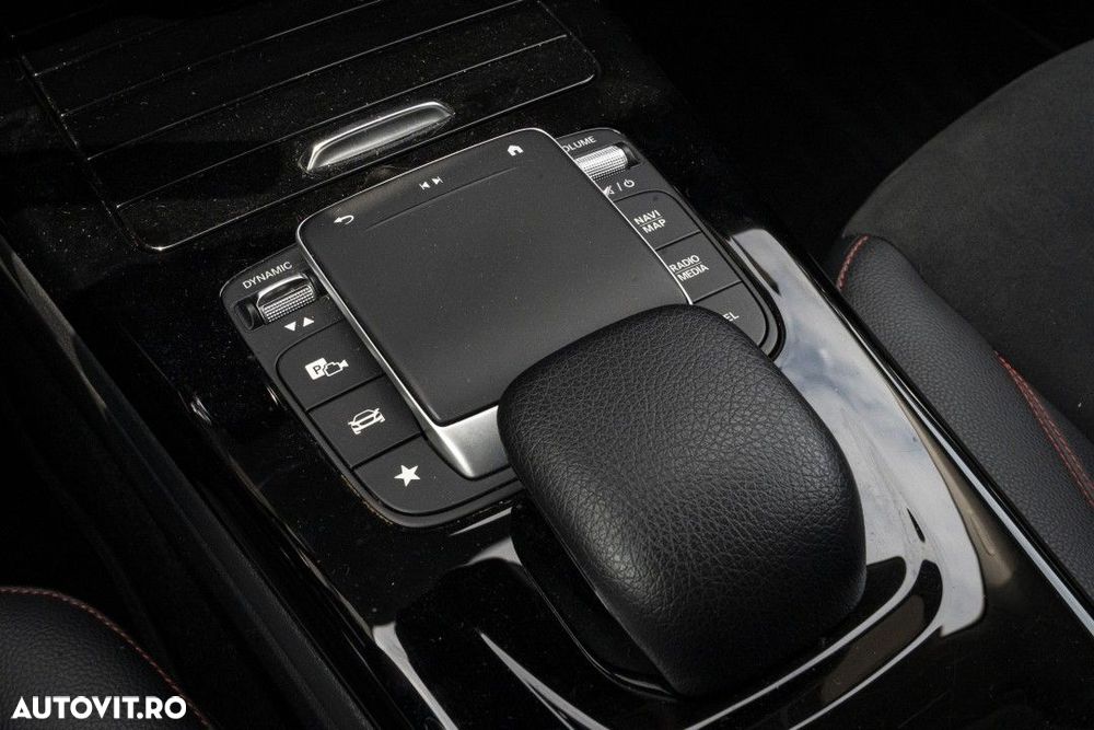 Mercedes-Benz A 250 - 21