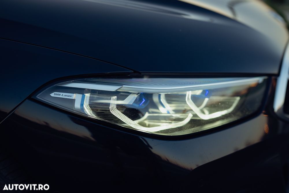 BMW Seria 8 - 13