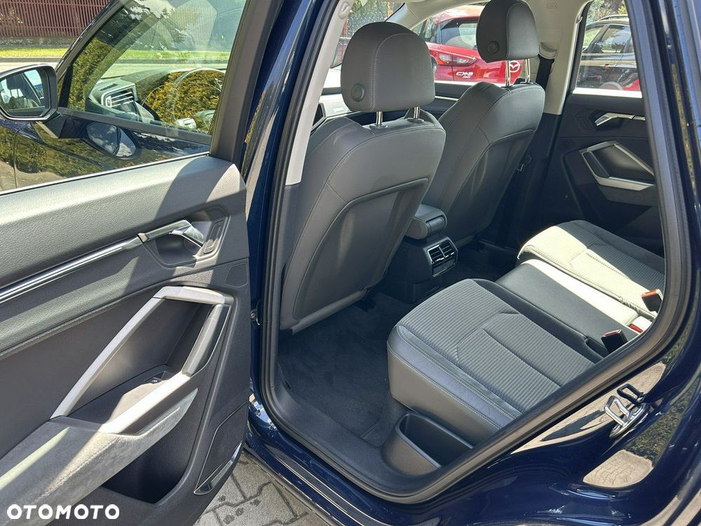 Audi Q3 35 TFSI S tronic - 19