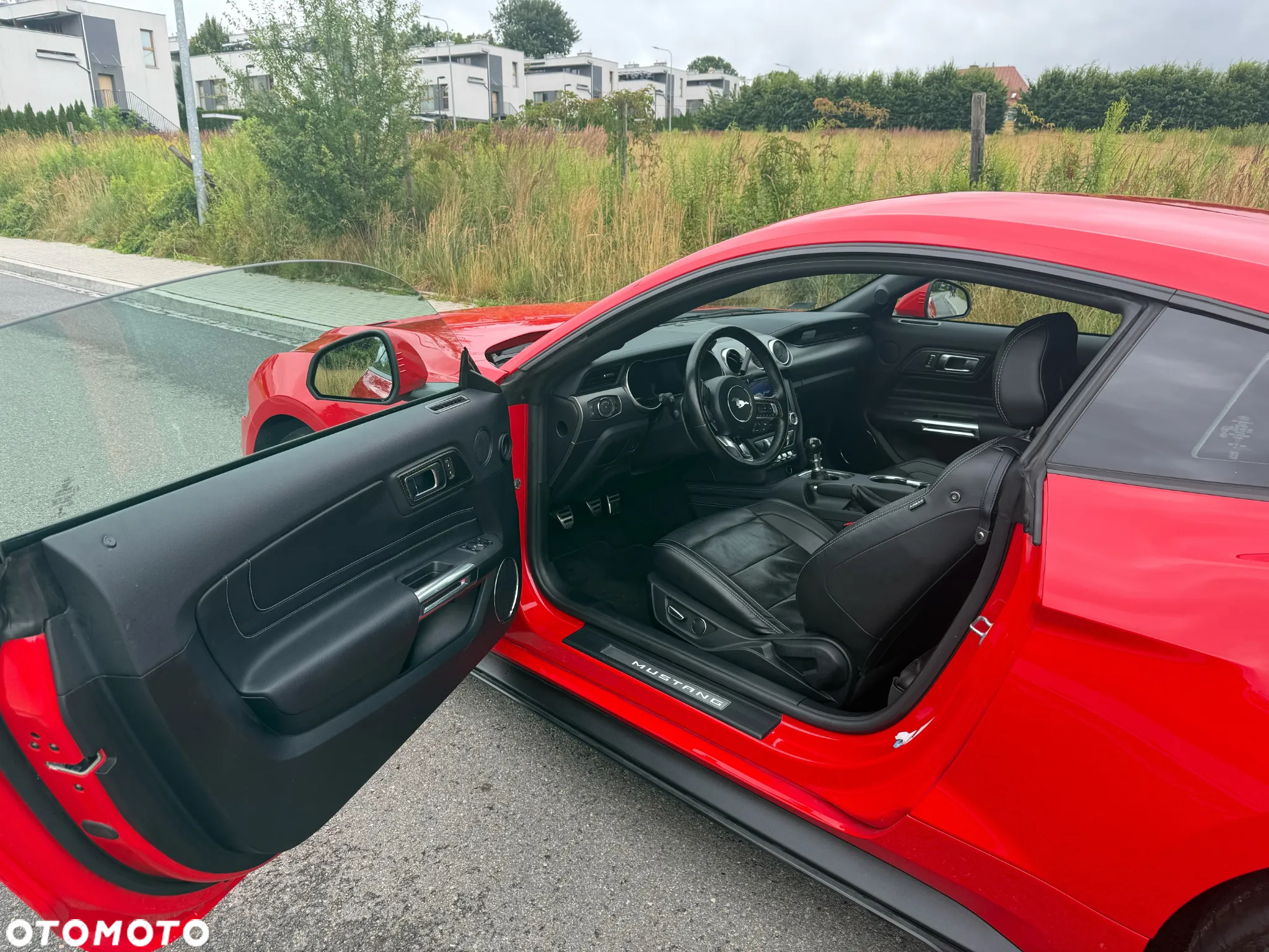 Ford Mustang 5.0 V8 GT - 11