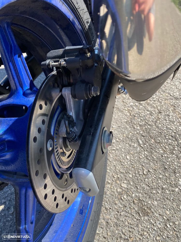 Suzuki SV - 11