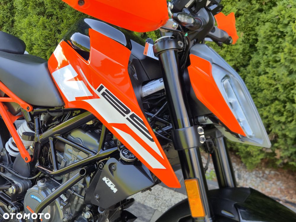 KTM Duke 125 - 10