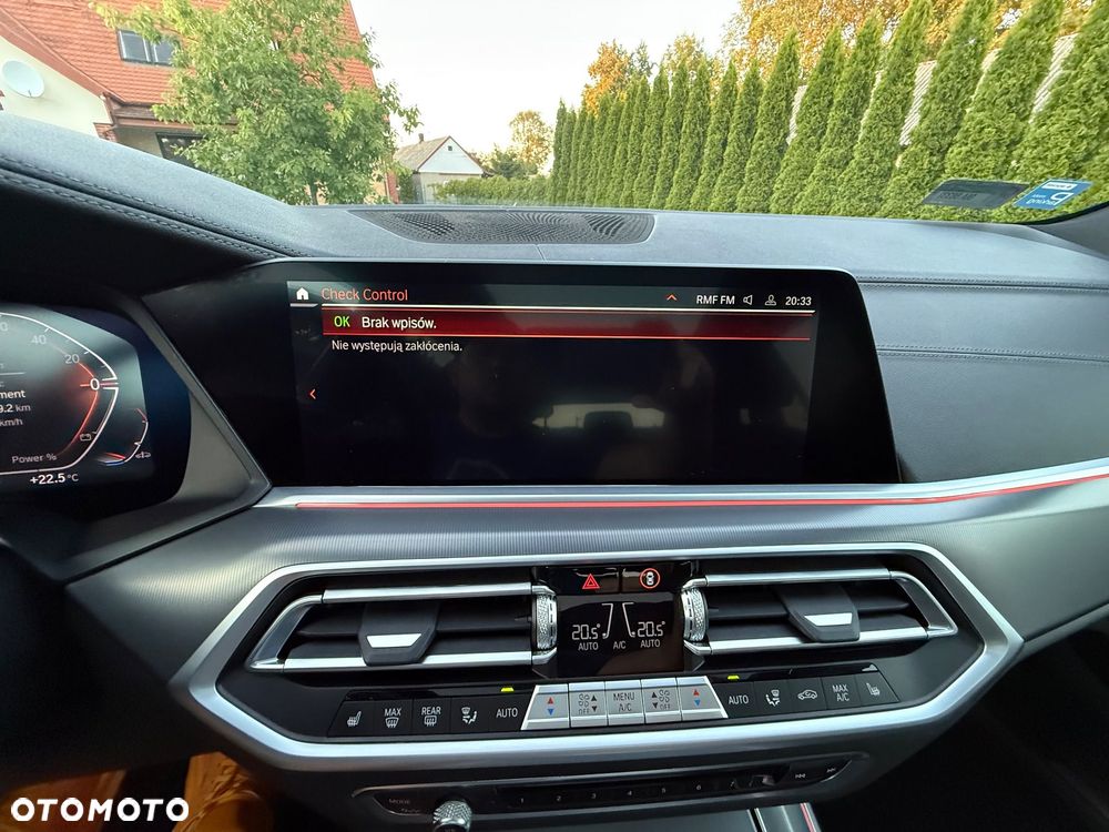 BMW X5 xDrive40d mHEV - 26