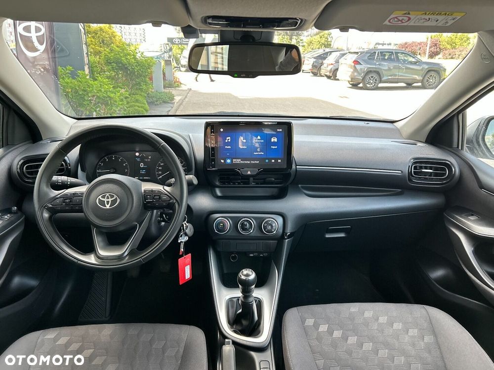 Toyota Yaris 1.5 Comfort - 11