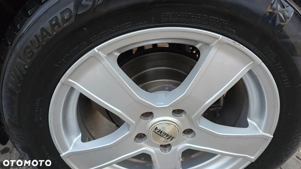 Kia Sportage 2.0 CRDI 4WD Attract - 19