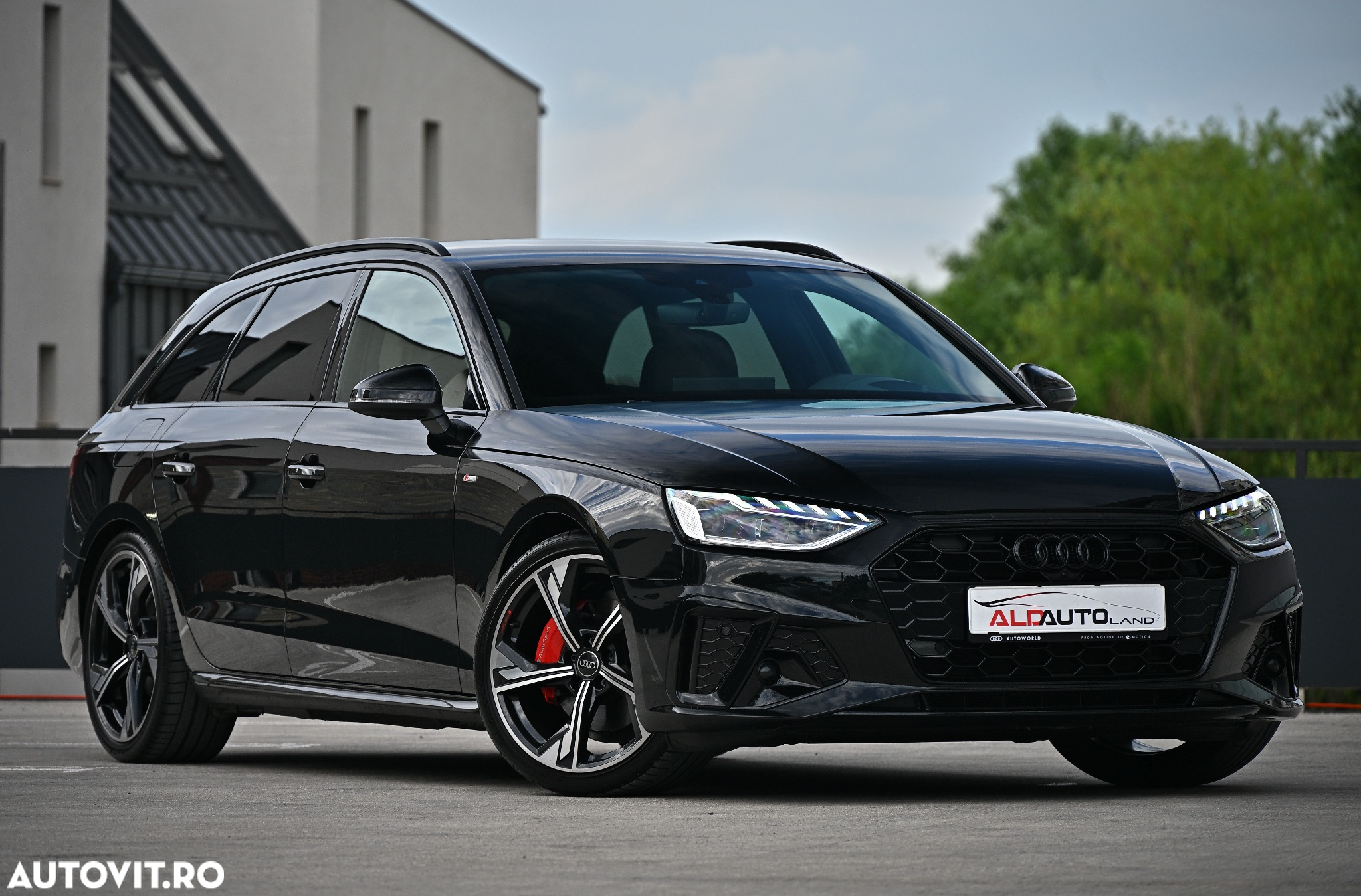 Audi A4 Avant 40 TDI S tronic S line - 3
