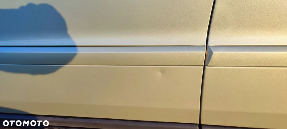 Volvo V70 2.4 Kinetic - 9