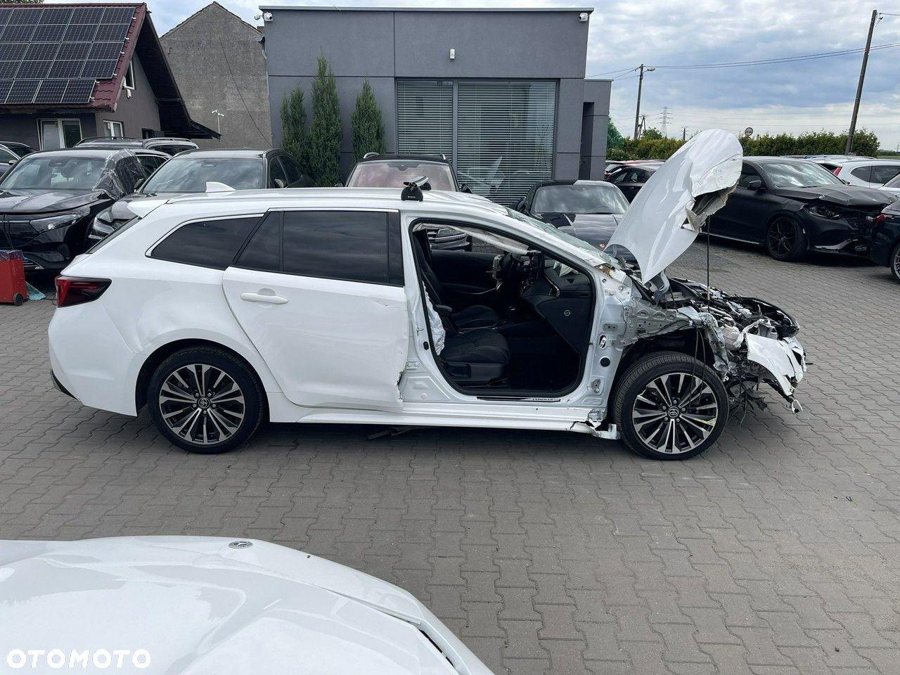 Toyota Corolla 1.8 Hybrid Comfort - 4