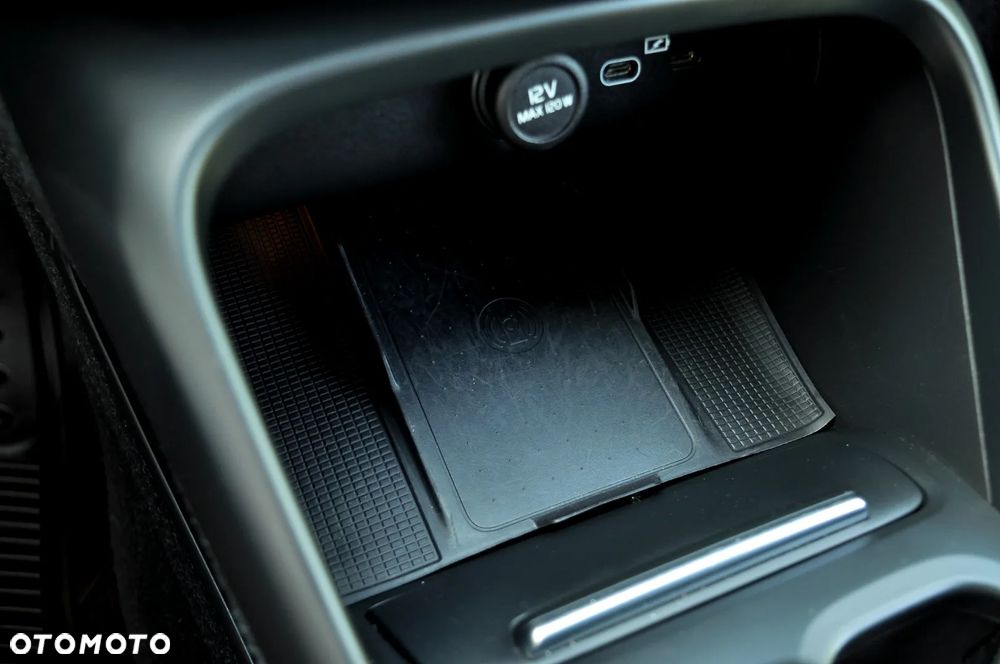 Volvo XC 40 B3 B DKG Core - 29