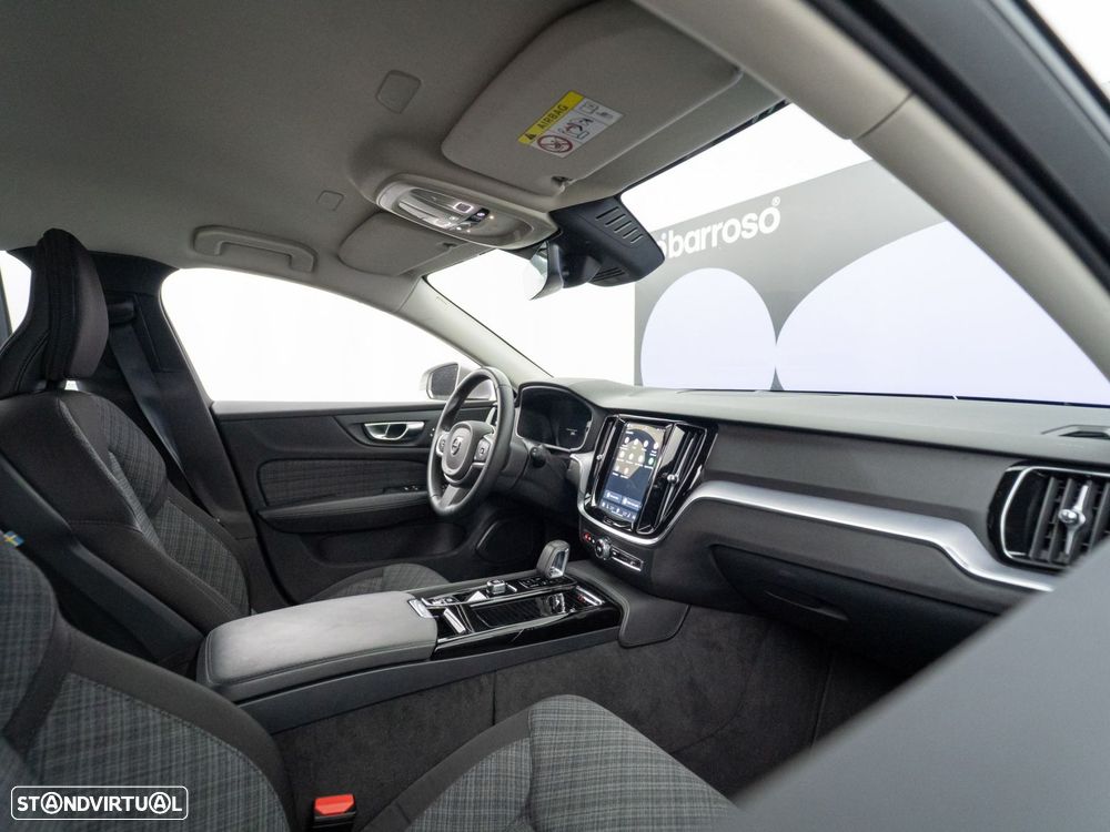 Volvo V60 2.0 T6 AWD TE Core - 42