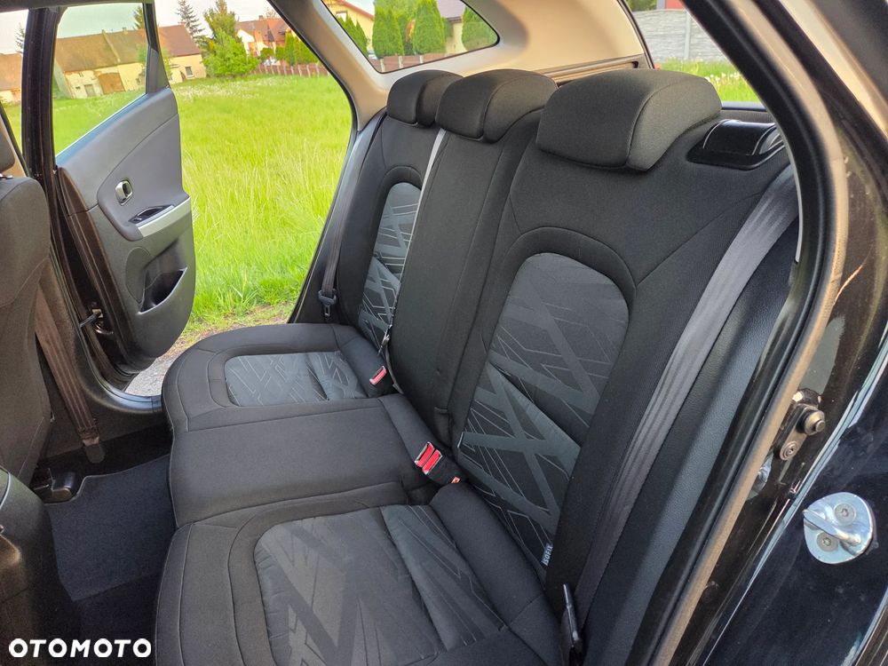 Kia Ceed 1.6 CRDi 136 DCT ISG Spirit - 28