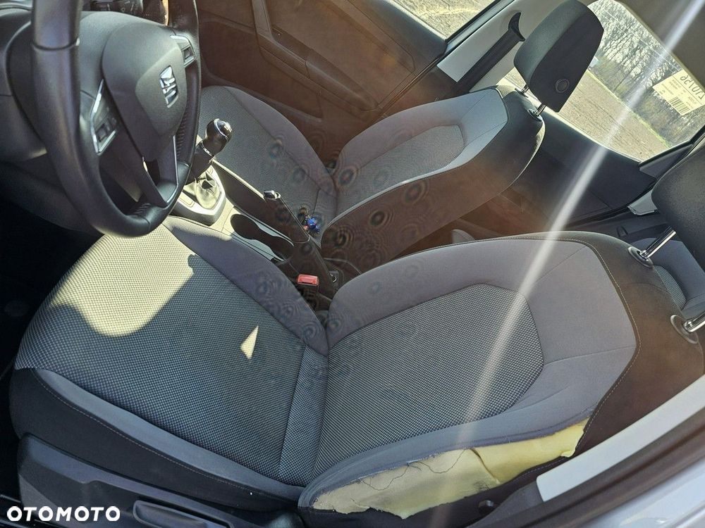 Seat Arona - 15