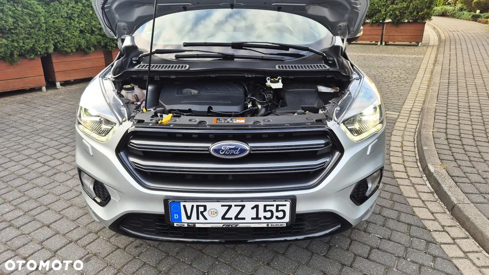 Ford Kuga 1.5 EcoBoost 2x4 ST-Line - 10