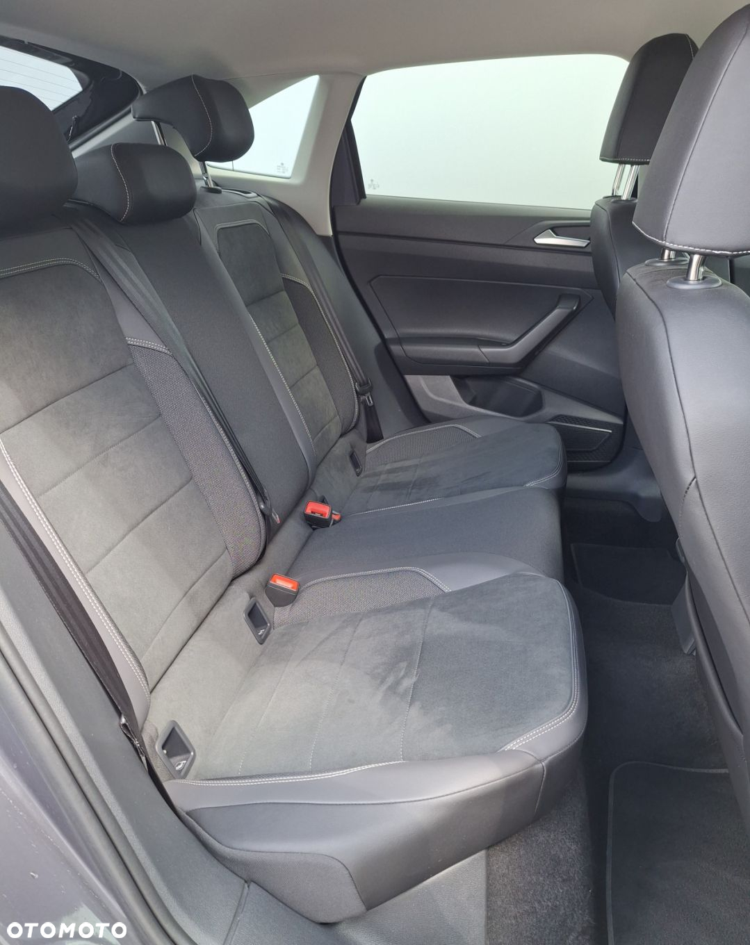 Volkswagen Taigo 1.0 TSI Style DSG - 17