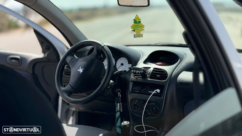 Peugeot 206 1.4 HDi XT - 2
