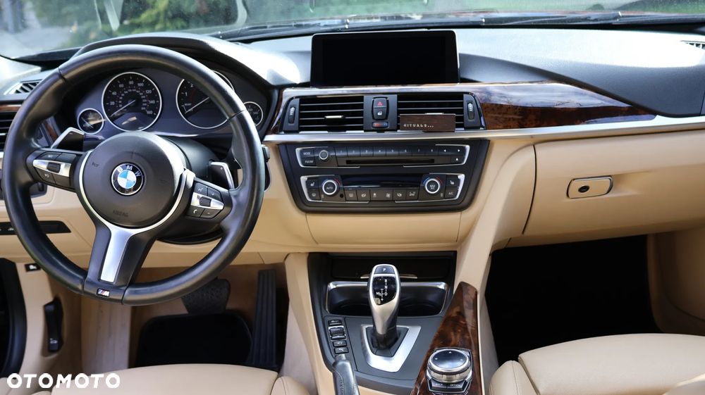 BMW Seria 3 335i xDrive M Sport - 5