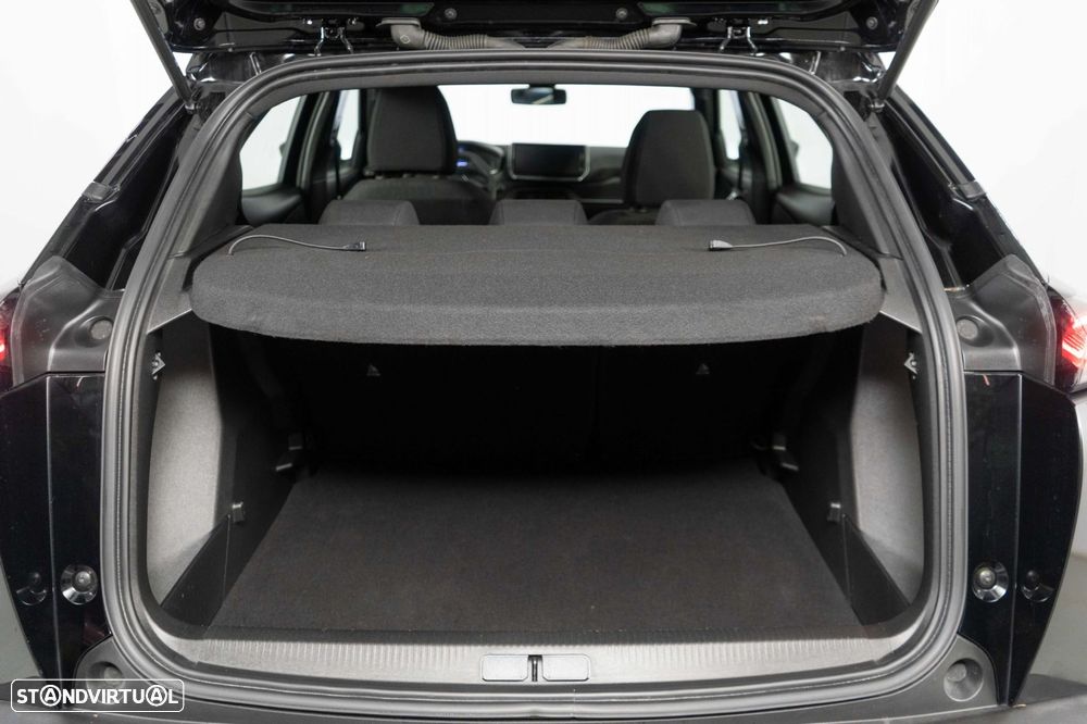 Peugeot 2008 1.2 Style - 13