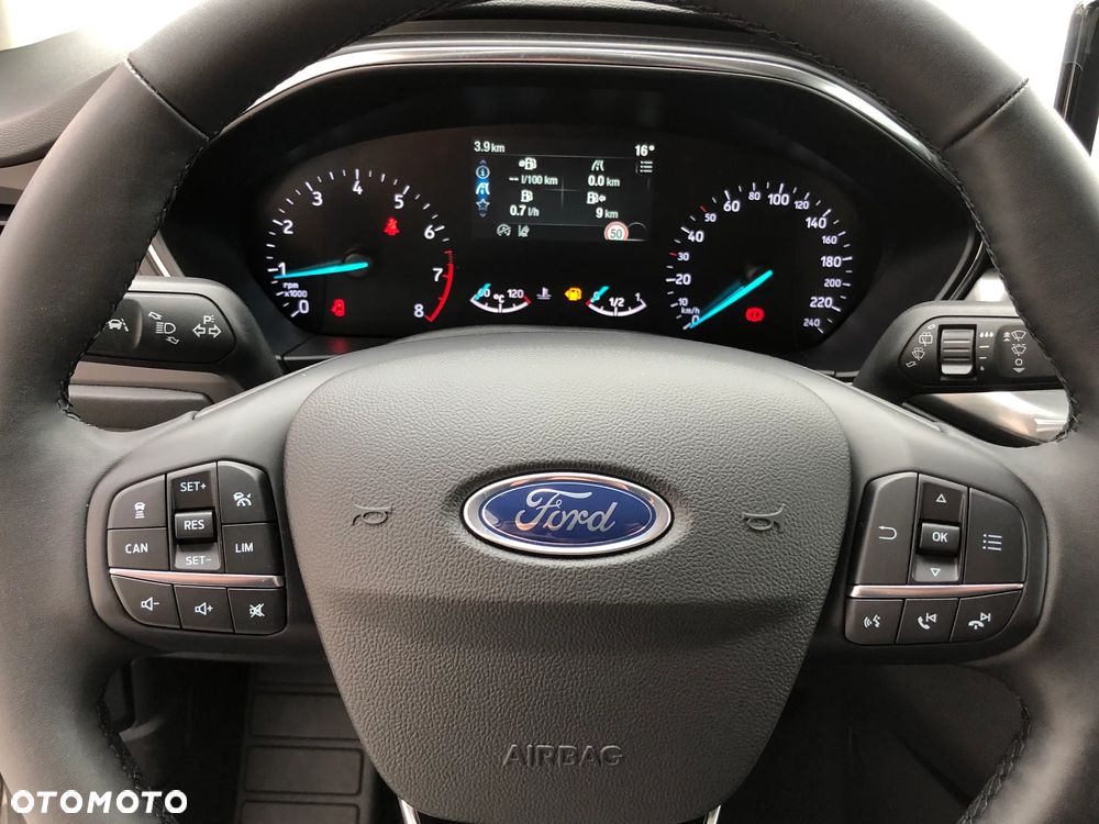 Ford Focus 1.0 EcoBoost mHEV Titanium - 6