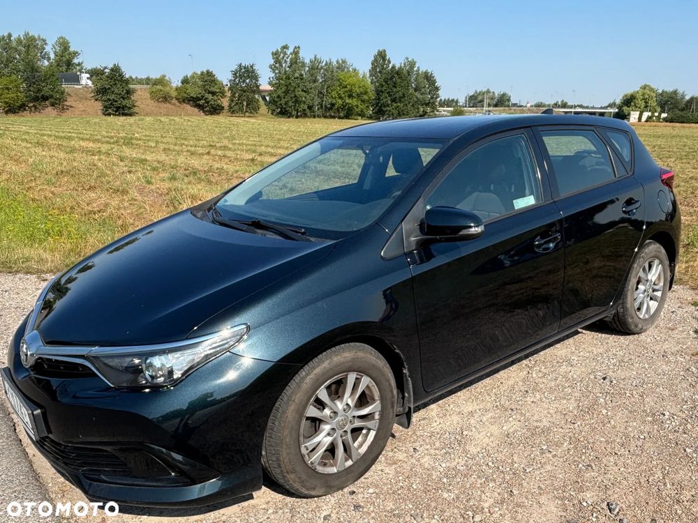 Toyota Auris 1.33 VVT-i Active - 4
