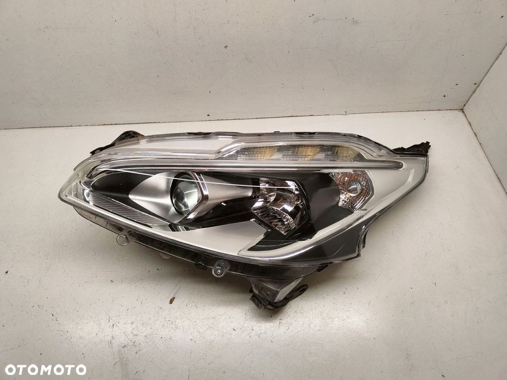 PEUGEOT 208 LIFT LEWY PRZÓD 90047883 - 1