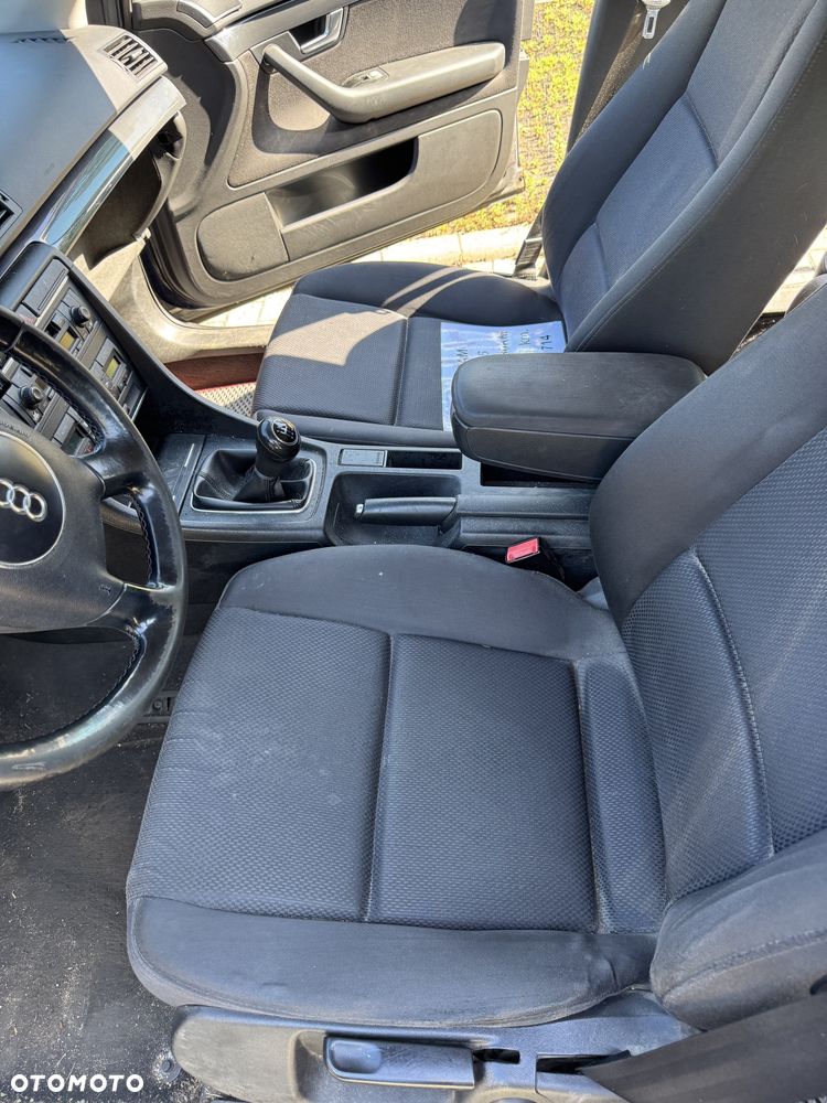 Audi A4 Avant - 8