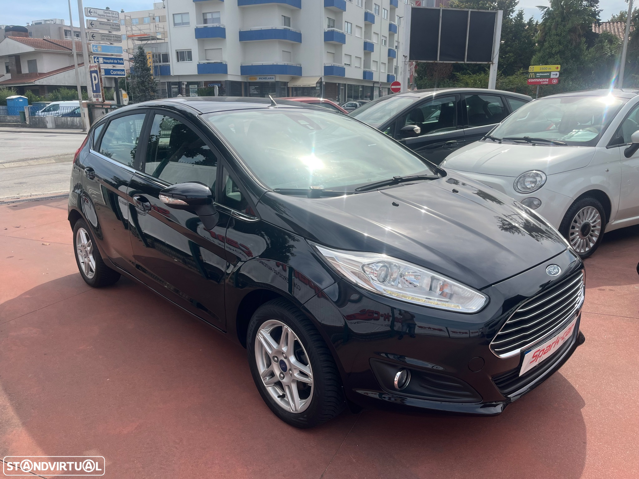 Ford Fiesta 1.0 EcoBoost S&S TITANIUM - 2