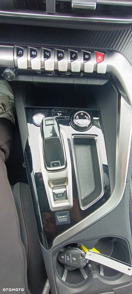 Peugeot 3008 BlueHDi 130 Stop & Start EAT8 Allure - 35