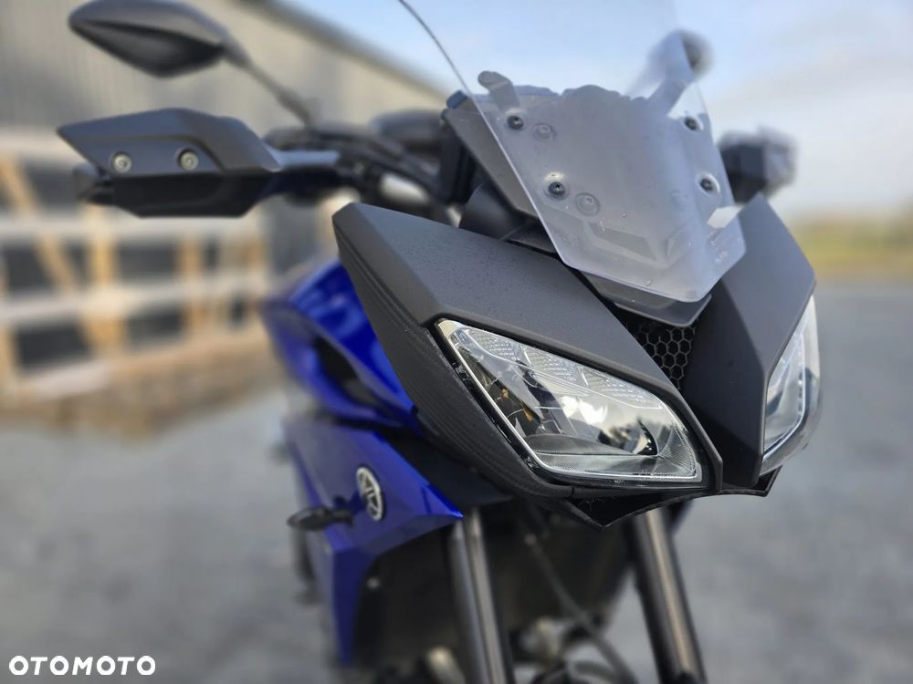 Yamaha MT - 17