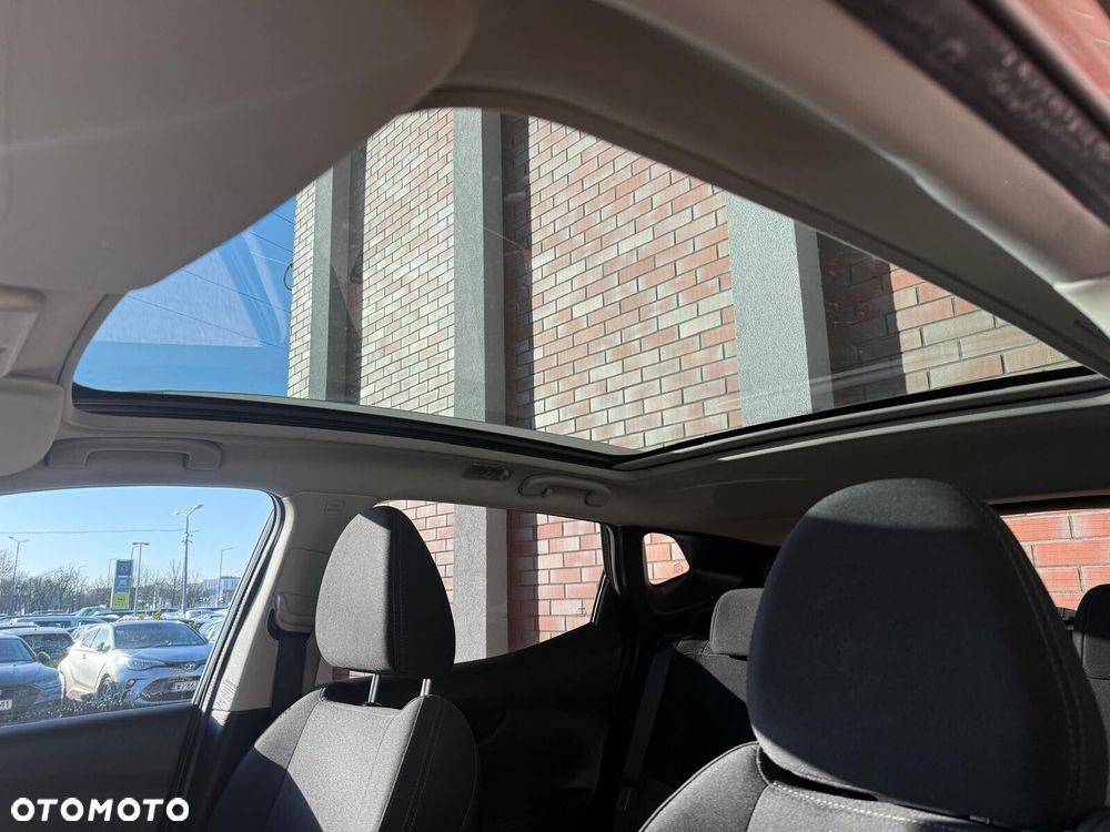 Nissan Qashqai 1.3 DIG-T N-Connecta DCT - 14