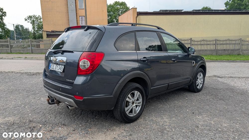 Chevrolet Captiva 2.0 4WD 7 Sitzer LT - 4