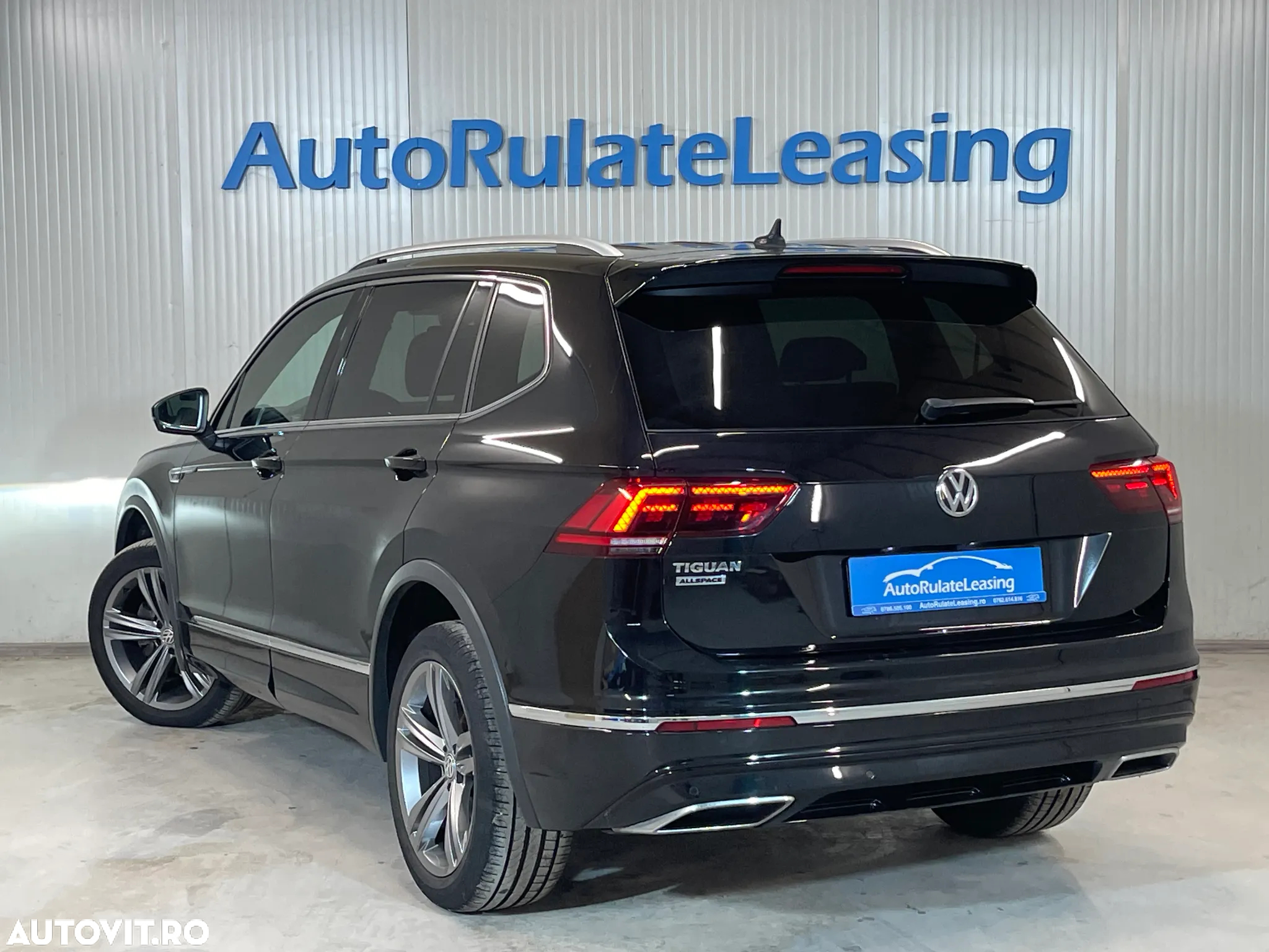 Volkswagen Tiguan Allspace 2.0 TDI DSG R-Line - 4