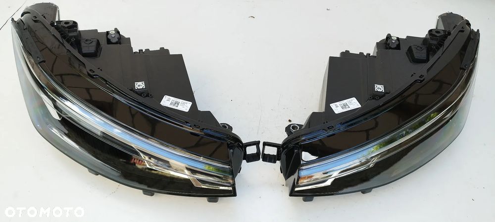 Vw Passat B9 2023- Led Lewa Prawa Nowa Oryginał  3J1941005 3J1941006 - 1
